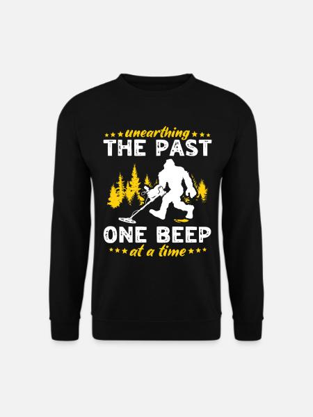 dirt fishing sasquatches - Unisex Sweatshirt - black