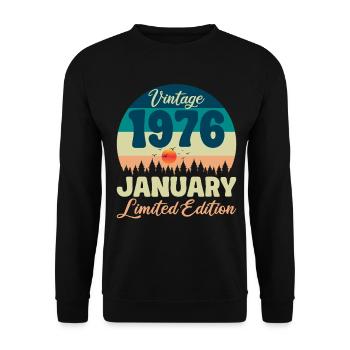 50-jähriges Jubiläum 50 Jahre Januar 1976 Geschenkidee - Unisex Pullover - Schwarz - Vorne - Alina (178cm) & Michal (187cm)