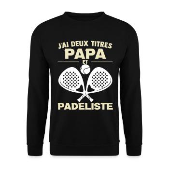 Papa Padel Father's Day Padelist Gift - Unisex Sweatshirt - black - Front - Alina (178cm) & Michal (187cm)