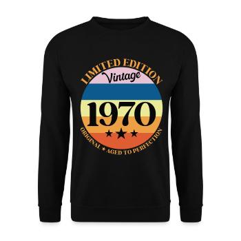 1970er Vintage-Geburtstagsgeschenk 70er Jahre - Unisex Pullover - Schwarz - Vorne - Alina (178cm) & Michal (187cm)