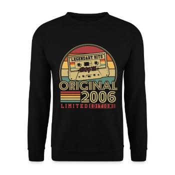 Original 2006 Vintage Vintage Birthday Retro - Unisex Sweatshirt - black - Front - Alina (178cm) & Michal (187cm)