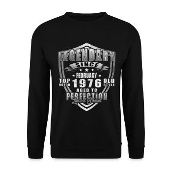 February 1976. February 1976 Birthday present. - Unisex Sweatshirt - black - Front - Alina (178cm) & Michal (187cm)