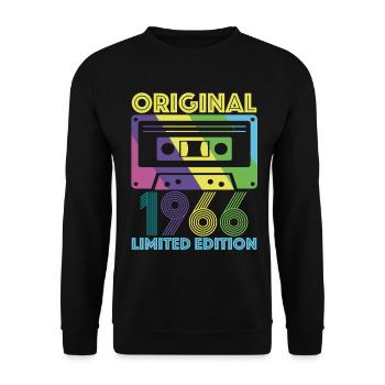 Originalkassette von 1966 60th Anniversary 60 Year Tee - Unisex Pullover - Schwarz - Vorne - Alina (178cm) & Michal (187cm)