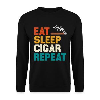 Eat Sleep Cigar Repeat Tee - Unisex Pullover - Schwarz - Vorne - Alina (178cm) & Michal (187cm)