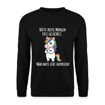 Fast gelächelt – Grummeliges Einhorn Morgenmuffel - Unisex Pullover - Schwarz - Vorne - Alina (178cm) & Michal (187cm)