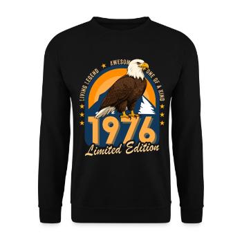 1976 Year of birth 1976 50th birthday - Unisex Sweatshirt - black - Front - Alina (178cm) & Michal (187cm)