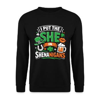 I put the She in Shenanigans | St. Patrick's Day - Unisex Pullover - Schwarz - Vorne - Alina (178cm) & Michal (187cm)