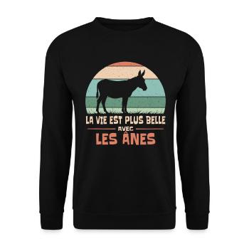 Das Leben ist schöner mit Tierhumor der Esel - Unisex Pullover - Schwarz - Vorne - Alina (178cm) & Michal (187cm)