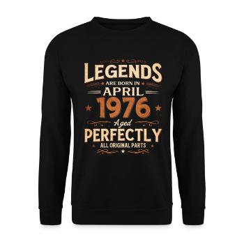 Cadeau du 50e anniversaire Mari avril 1976 Légendaire - Sweat-shirt Unisexe - noir - Devant - Alina (178cm) & Michal (187cm)