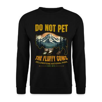 Fluffy Cow Buffalo Yellowstone Nationalpark - Unisex Pullover - Schwarz - Vorne - Alina (178cm) & Michal (187cm)