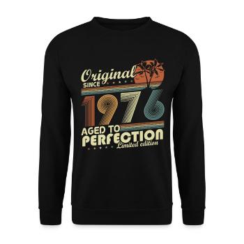 Original 1976 Vintage Retro Geburtstag Geschenk - Unisex Sweatshirt - black - Front - Alina (178cm) & Michal (187cm)
