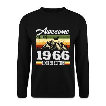 1966 Vintage Rétro Cadeau d’anniversaire - Sweat-shirt Unisexe - noir - Devant - Alina (178cm) & Michal (187cm)