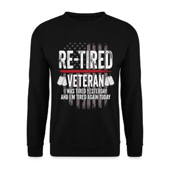 Zurückgetretener sarkastischer Veteran im Ruhestand - Unisex Pullover - Schwarz - Vorne - Alina (178cm) & Michal (187cm)