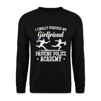 Freundin Polizeiakademie Abschlusspolizei - Unisex Pullover - Schwarz - Vorne - Alina (178cm) & Michal (187cm)