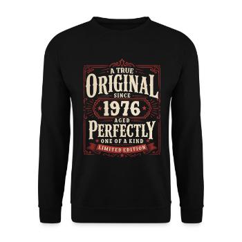 50. Geburtstag Geschenk Original Jahrgang 1976 - Unisex Pullover - Schwarz - Vorne - Alina (178cm) & Michal (187cm)
