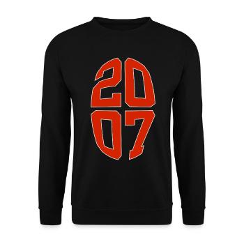 19 YEARS OLD 2007 19TH BIRTHDAY - Unisex Sweatshirt - black - Front - Alina (178cm) & Michal (187cm)