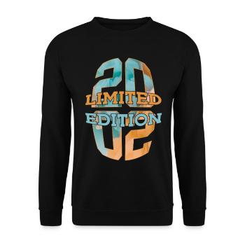 LIMITED EDITION 2002 24 YEARS 24TH BIRTHDAY - Unisex Sweatshirt - black - Front - Alina (178cm) & Michal (187cm)