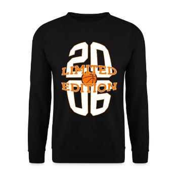 LIMITED EDITION 2006 BASKETBALL 20. GEBURTSTAG - Unisex Pullover - Schwarz - Vorne - Alina (178cm) & Michal (187cm)