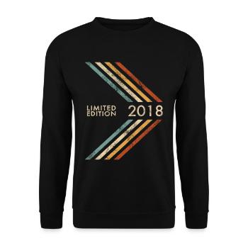Édition limitée 2018 Anniversaire Girl and Boy - Sweat-shirt Unisexe - noir - Devant - Alina (178cm) & Michal (187cm)