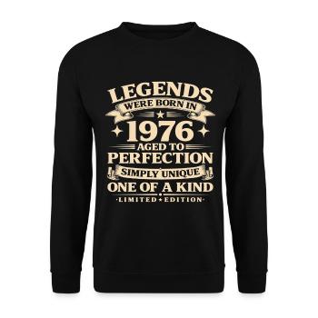 Jahrgang 1976 Geboren Einfach Einzigartig - Unisex Pullover - Schwarz - Vorne - Alina (178cm) & Michal (187cm)