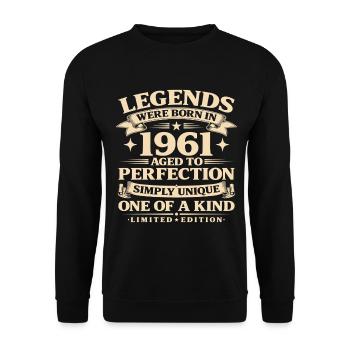 Jahrgang 1961 Geboren Einfach Einzigartig - Unisex Pullover - Schwarz - Vorne - Alina (178cm) & Michal (187cm)