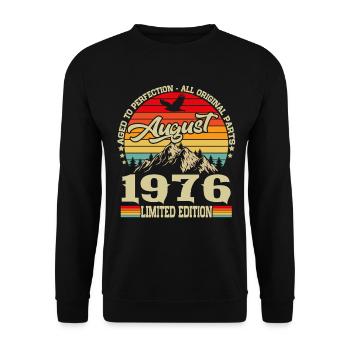August 1976 Vintage Retro Geburtstag Geschenk - Unisex Pullover - Schwarz - Vorne - Alina (178cm) & Michal (187cm)