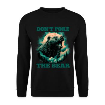 Wilder Bär im Vollmond – Outdoor & Natur Spruch - Unisex Pullover - Schwarz - Vorne - Alina (178cm) & Michal (187cm)