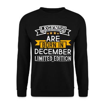 Legends are Born in December Limited Edition - Unisex Pullover - Schwarz - Vorne - Alina (178cm) & Michal (187cm)