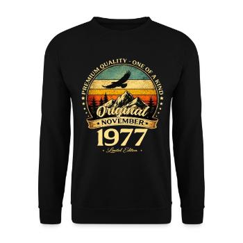 49. Geburtstag Geschenk November Jahrgang 1977 - Unisex Pullover - Schwarz - Vorne - Alina (178cm) & Michal (187cm)