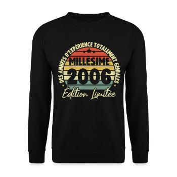 Cadeau D'anniversaire Millésime Fabriqué en 2006 - Sweat-shirt Unisexe - noir - Devant - Alina (178cm) & Michal (187cm)