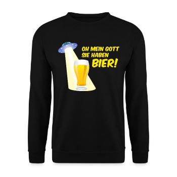Alien Bier außerirdische Biertrinker im UFO - Unisex Pullover - Schwarz - Vorne - Alina (178cm) & Michal (187cm)
