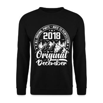décembre 2018 Original 6 Ans Cadeau Anniversaire - Sweat-shirt Unisexe - noir - Devant - Alina (178cm) & Michal (187cm)