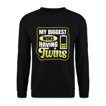 Meine größten Erfolge - mit Zwillingen Zitat für - Unisex Pullover - Schwarz - Vorne - Alina (178cm) & Michal (187cm)