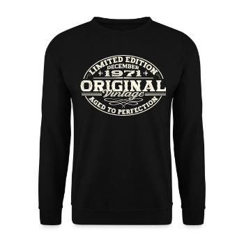 Original December 1971 51st Birthday Gift - Unisex Sweatshirt - black - Front - Alina (178cm) & Michal (187cm)