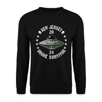 Drohnen-Überlebender aus New Jersey | NJ Drohnen Außerirdische UAPs - Unisex Pullover - Schwarz - Vorne - Alina (178cm) & Michal (187cm)