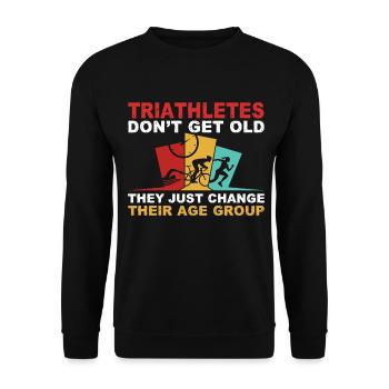 Lustiges Triathlon Design Triathleten Schwimmen Rad Laufen - Unisex Pullover - Schwarz - Vorne - Alina (178cm) & Michal (187cm)