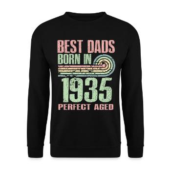 The best fathers were born in 1935, 88 years old, - Unisex Sweatshirt - black - Front - Alina (178cm) & Michal (187cm)