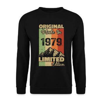 1979 Original - Made in 1979 - Limited Edition - Unisex Sweatshirt - black - Front - Alina (178cm) & Michal (187cm)
