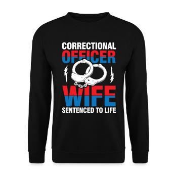 Correction Officer Wife für einen - Unisex Pullover - Schwarz - Vorne - Alina (178cm) & Michal (187cm)