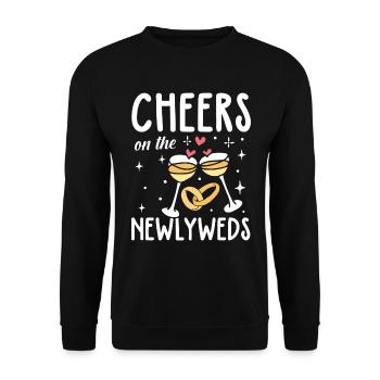 Cheers On The Newlyweds - Unisex Pullover - Schwarz - Vorne - Alina (178cm) & Michal (187cm)