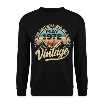 Anniversaire Vintage Mai 1972 original Mai 1972 - Sweat-shirt Unisexe - noir - Devant - Alina (178cm) & Michal (187cm)