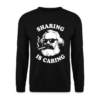 Sharing is caring - Lustiger Karl Marx Cartoon - Unisex Pullover - Schwarz - Vorne - Alina (178cm) & Michal (187cm)