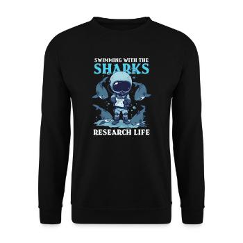Biologe Hailiebhaber Schwimmen mit den Haien - Unisex Pullover - Schwarz - Vorne - Alina (178cm) & Michal (187cm)