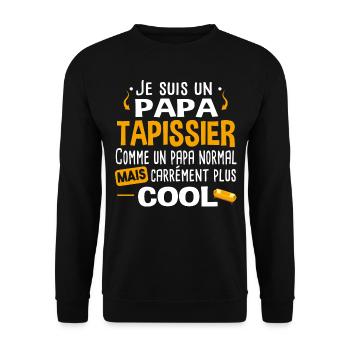 Tapissier. Cadeau papa métier chaise canapé cuir - Sweat-shirt Unisexe - noir - Devant - Alina (178cm) & Michal (187cm)