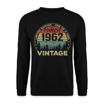 März 1962 - Bestes Geburtstagsgeschenk März 1962 - Unisex Pullover - Schwarz - Vorne - Alina (178cm) & Michal (187cm)