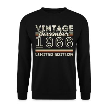 Vintage December 1966 - 59th Anniversary December - Unisex Sweatshirt - black - Front - Alina (178cm) & Michal (187cm)