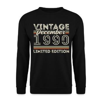 Vintage December 1990 - 35th Anniversary December - Unisex Sweatshirt - black - Front - Alina (178cm) & Michal (187cm)