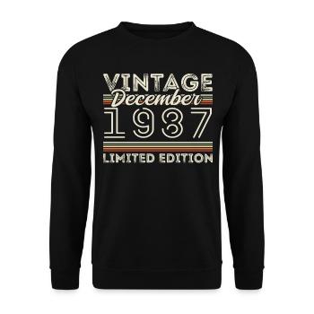 Vintage December 1987 - 38th Anniversary December - Unisex Sweatshirt - black - Front - Alina (178cm) & Michal (187cm)