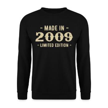 Vintage 2009 Limited Edition Gift 2009 - Unisex Sweatshirt - black - Front - Alina (178cm) & Michal (187cm)