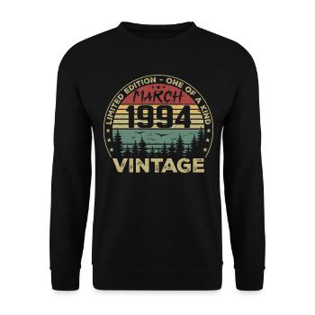 März 1994 - Bestes Geburtstagsgeschenk März 1994 - Unisex Pullover - Schwarz - Vorne - Alina (178cm) & Michal (187cm)